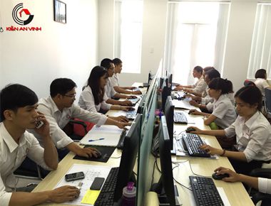 Đội ngũ nhân viên thiết kế của công ty Kiến An Vinh