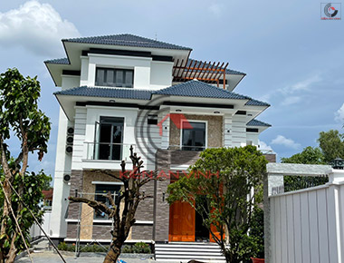 Hình ảnh Thi công biệt thự sân vườn có hồ bơi 180m2 tuyệt đẹp